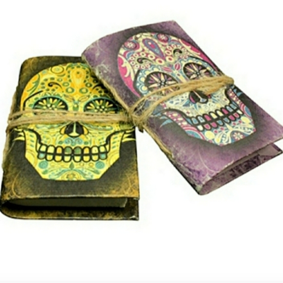 🌵✍️ 2 pack of Sugar skull mini journals!🏜️ - Picture 1 of 2